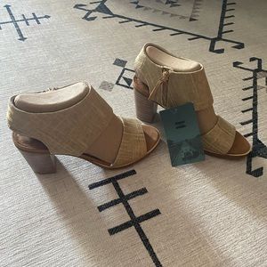 Tom’s Majorca Cutout Size 8